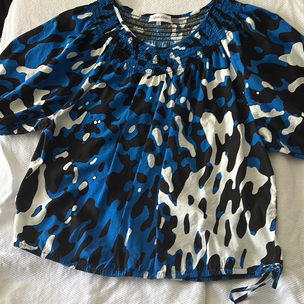 Calvin Klein Women's Blue and Black Top